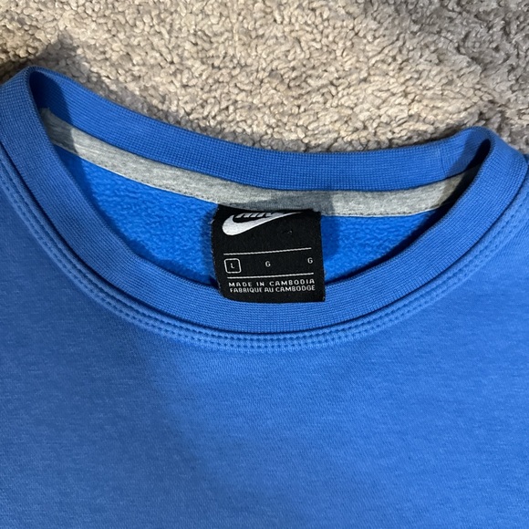 Nike Men's Blue Sweater - Picture 2 of 2